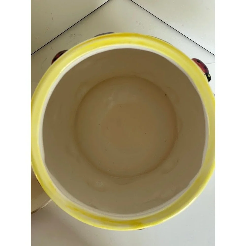 Winterthur Ladybug Cookie Jar Kitchen Canister Yellow Floral Excellent Condition
